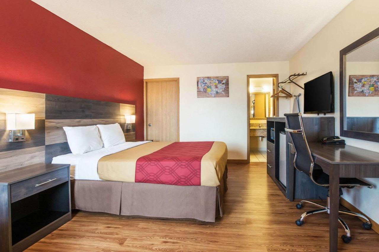 Econo Lodge Cloverdale Extérieur photo