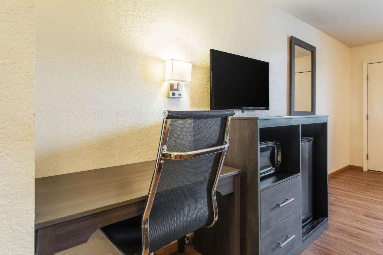 Econo Lodge Cloverdale Extérieur photo