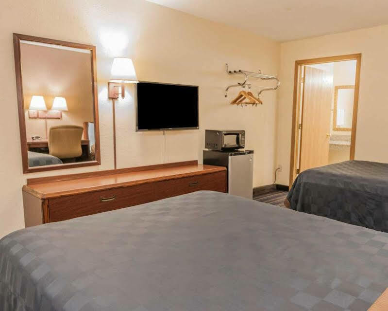 Econo Lodge Cloverdale Extérieur photo
